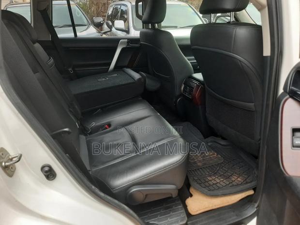 Toyota Land Cruiser Prado 2015 White