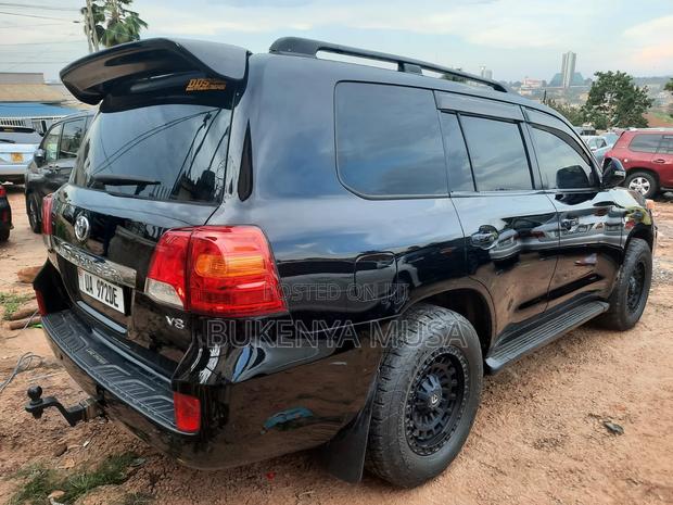 Toyota Land Cruiser Prado 2008 Black