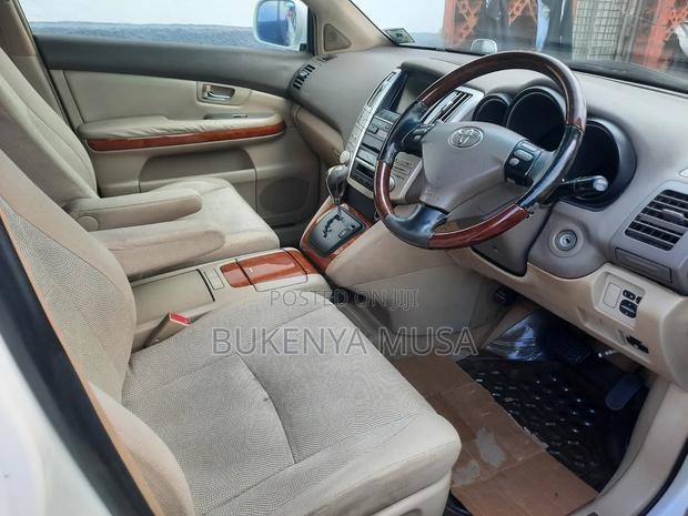 Toyota Harrier 2009 White