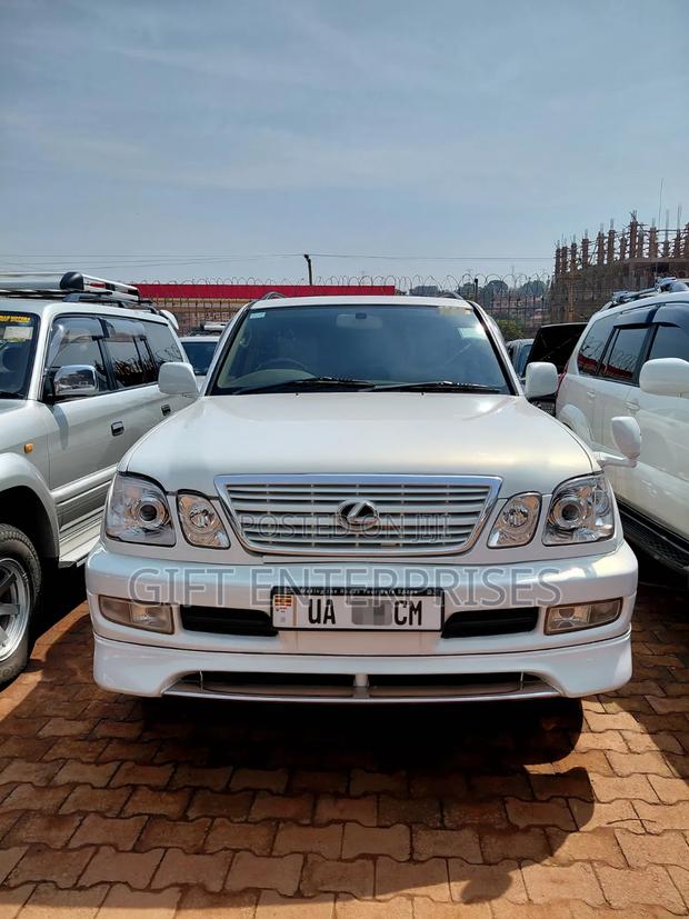 Toyota Land Cruiser Cygnus 4.7 2007 White