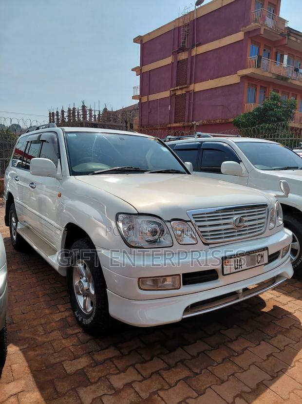 Toyota Land Cruiser Cygnus 4.7 2007 White