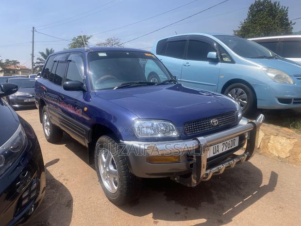 Toyota RAV4 2008 Blue