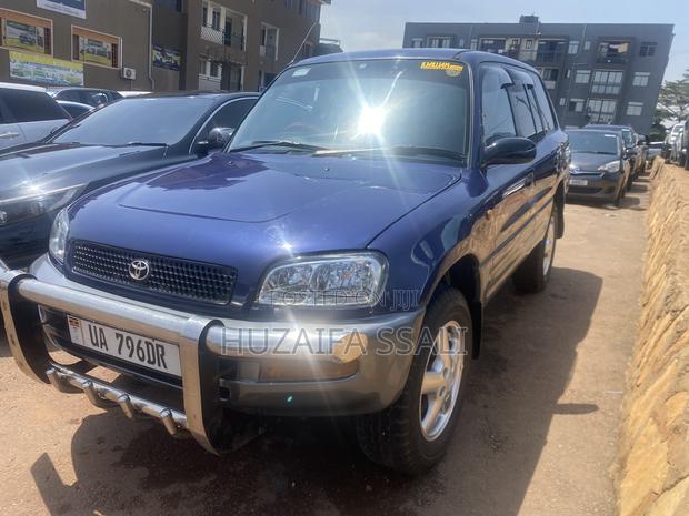 Toyota RAV4 2008 Blue