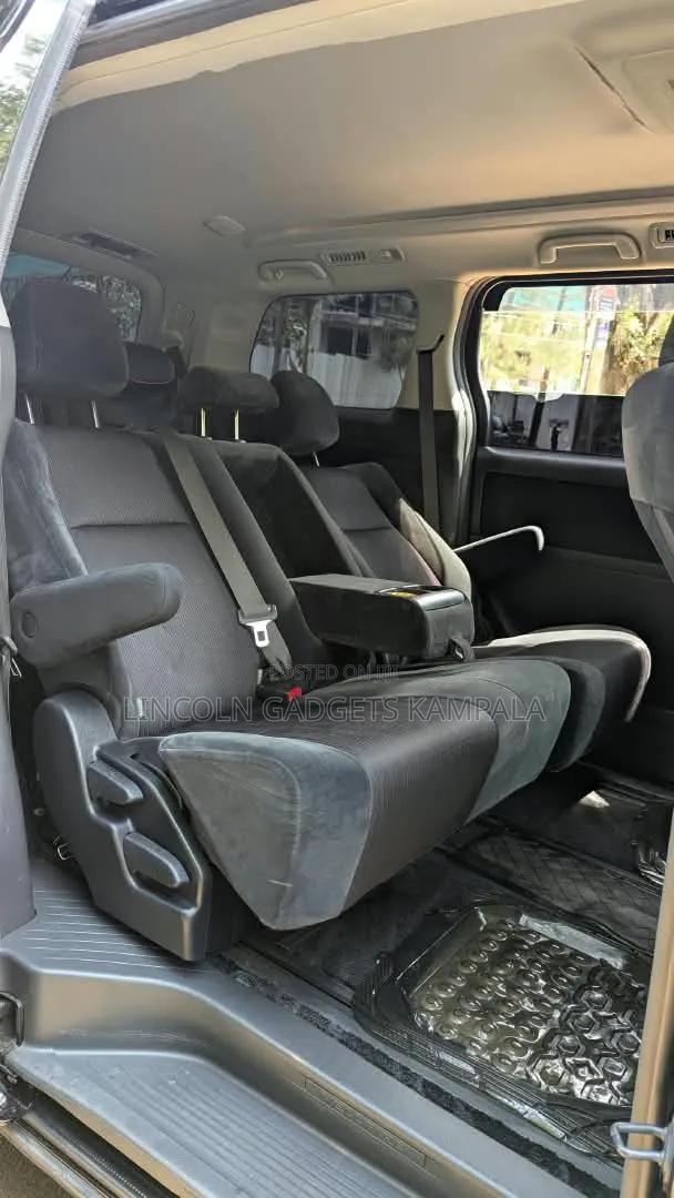 Toyota Alphard 2008 Black