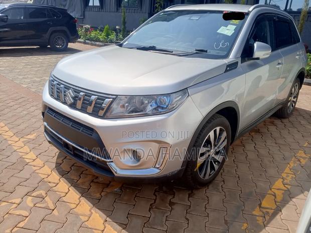 Suzuki Escudo 2019 Gray