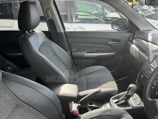 Suzuki Escudo 2019 Silver