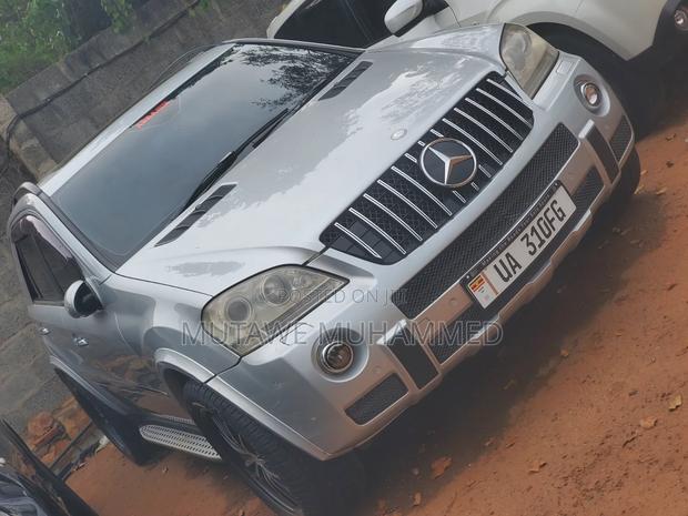 Mercedes-Benz M Class 2009 Silver