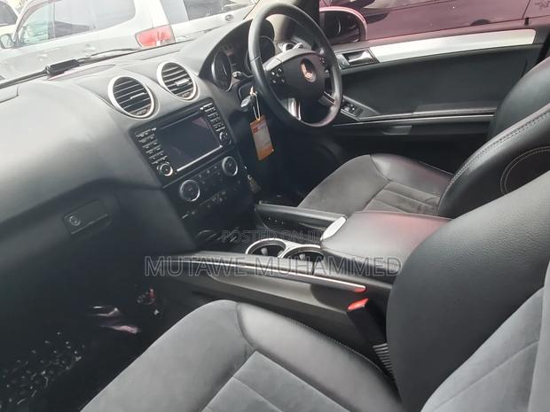 Mercedes-Benz M Class 2009 Silver