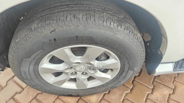 Mitsubishi Pajero 2011 White