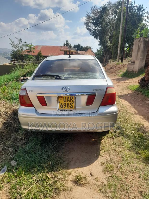 Toyota Premio 2004 Silver