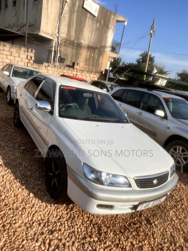 Toyota Corona Premio 1.6 FWD 2000 Gray