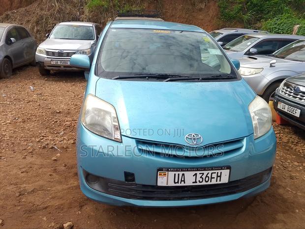 Toyota Passo Sette 1.5 AWD 2012 Blue