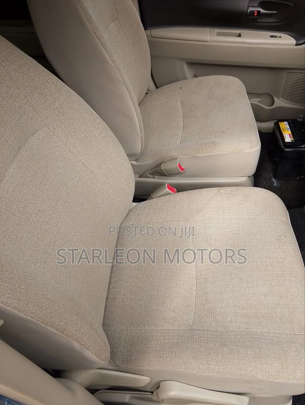 Toyota Passo Sette 1.5 AWD 2012 Blue