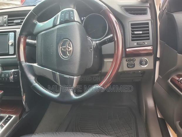 Toyota Mark X 2010 White