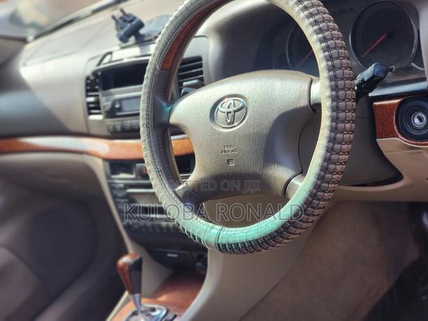 Toyota Mark II 2002 White