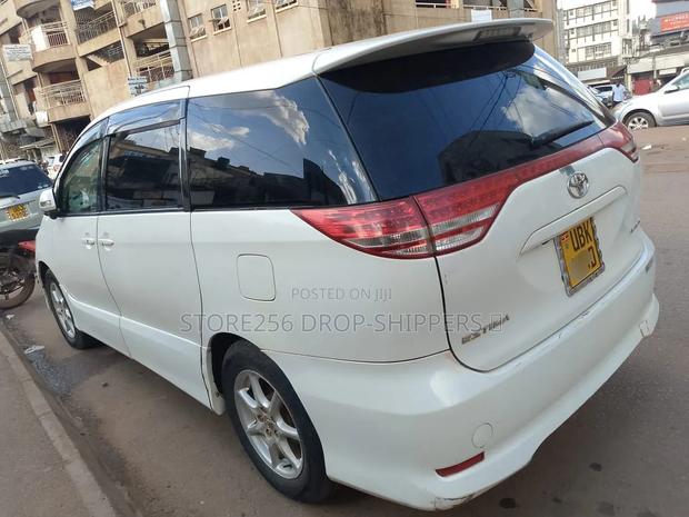 Toyota Estima 2008 White