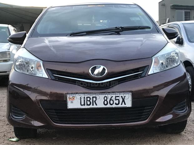 Toyota Vitz 2011 Brown