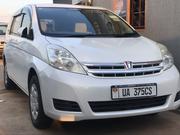 Toyota ISIS 2011 White for sale