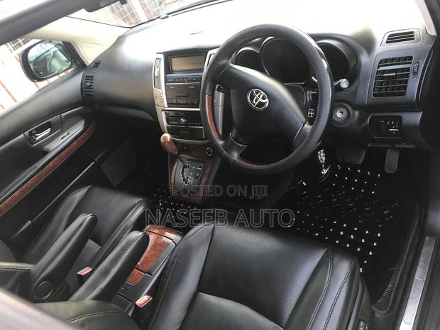 Toyota Harrier 2010 Silver