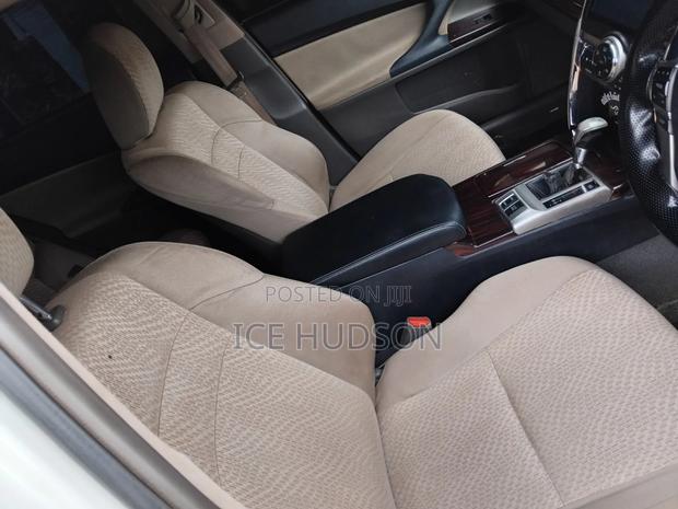 Toyota Mark X 2012 White
