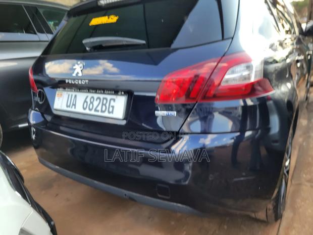 Peugeot 308 2018 Blue