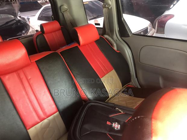 Toyota Sienta 2006 Black