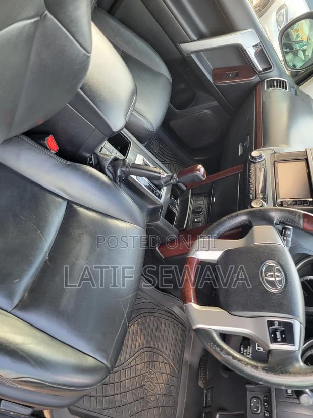 Toyota Land Cruiser Prado 2.8 D-4D 2015 White