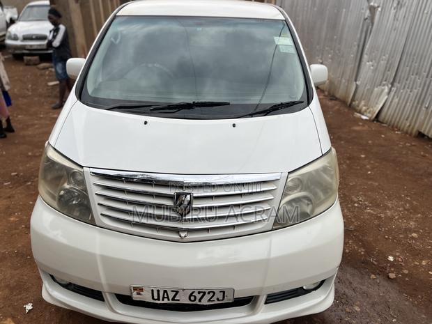 Toyota Alphard 2006 White