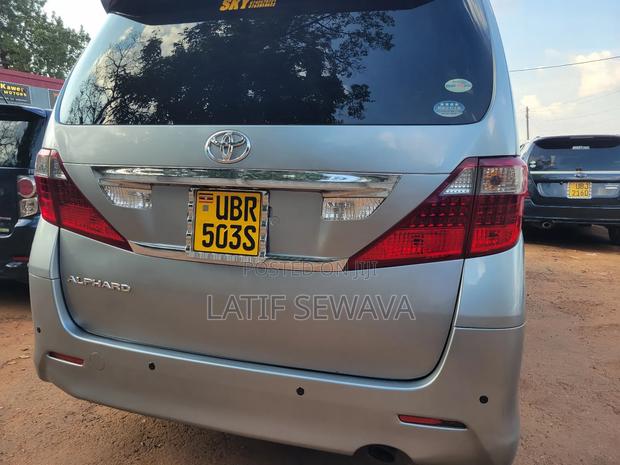 Toyota Alphard 2.4 Petrol AWD 2013 Gray