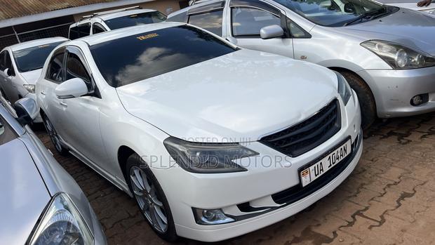 Toyota Mark X 2012 White