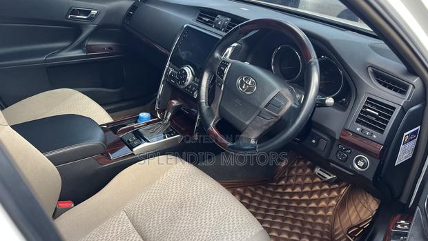 Toyota Mark X 2012 White