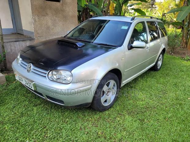 Volkswagen Golf 2003 Silver