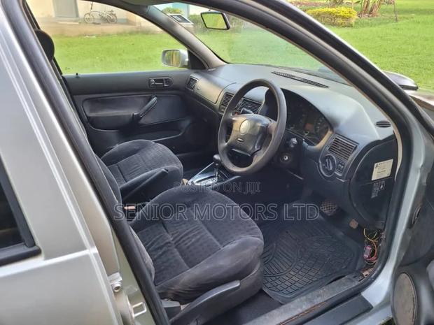 Volkswagen Golf 2003 Silver