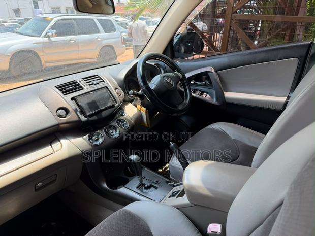Toyota Vanguard 2008 Black