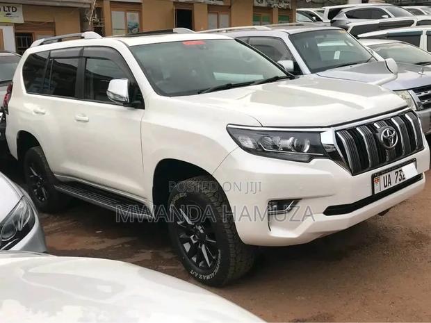 Toyota Land Cruiser Prado 2018 White