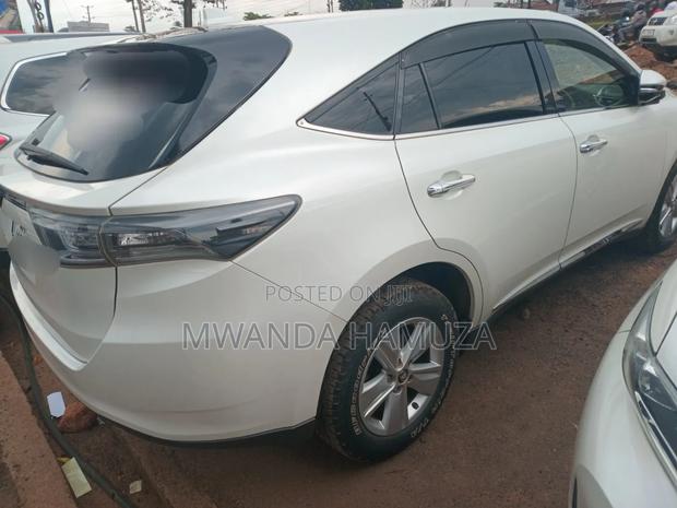 Toyota Harrier 2016 White