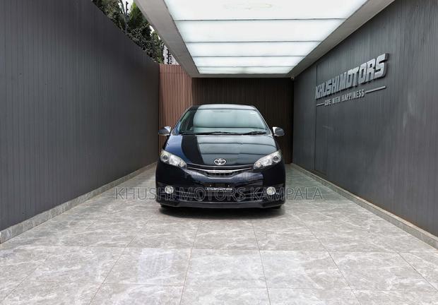 Toyota Wish 2013 Black