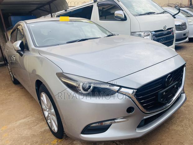 Mazda Axela 2018 Silver