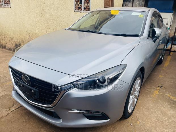 Mazda Axela 2018 Silver