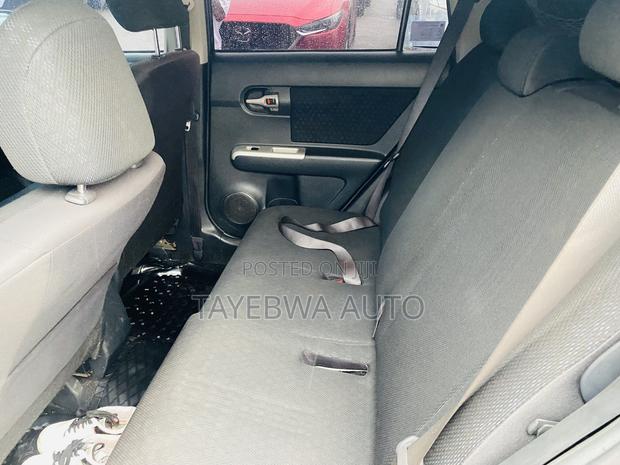 Toyota Corolla Rumion 2010