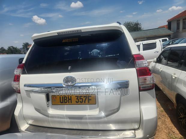 Toyota Land Cruiser Prado 2015 White