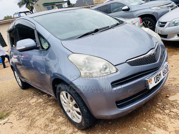 Toyota Ractis 1.5 AWD 2009
