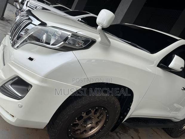 Toyota Land Cruiser Prado 2.7 2017