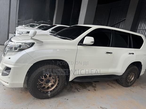 Toyota Land Cruiser Prado 2.7 2017