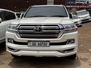 Toyota Land Cruiser 2018 White for sale