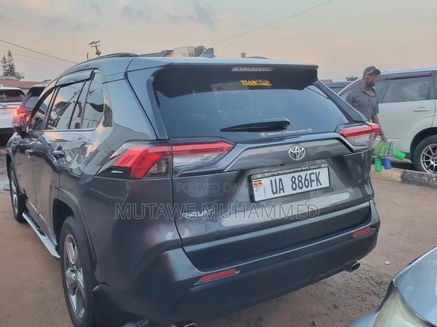 Toyota RAV4 2019 Black