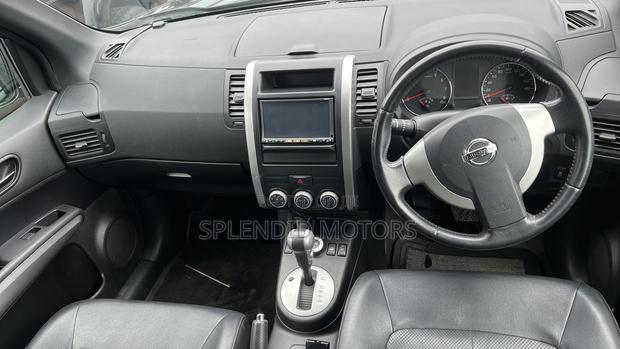 Nissan X-Trail 2011 Black
