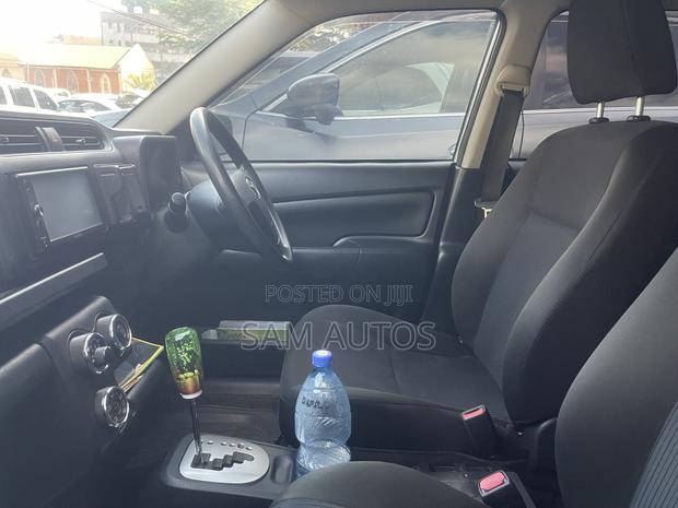 Toyota Probox 2018 Silver