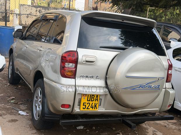 Toyota RAV4 Automatic 2003 Silver