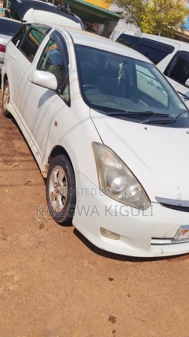 Toyota Wish 2006 White